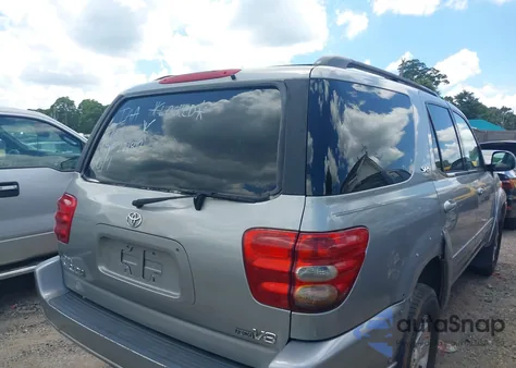 2004 Toyota Sequoia Sr5 V8 z USA, uszkodzony, nr VIN 5TDZT34A44S221817